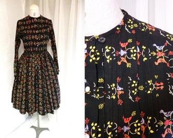 1950s dress / 50s colorful birds & pintuck cotton dress small/ novelty print day dress