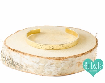 Hand stamped bracelet - Bracelet with text La Vie est Belle - Personalized bracelet - Custom bracelet - Cuff bracelet - Gold color