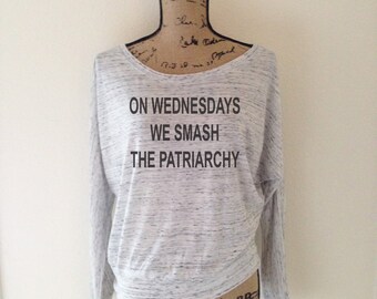 On Wednesdays We Smash the Patriarchy Tank Top in Heather white for Women - Feminist Shirts - Feminism - Women's Rights - Gender Equality