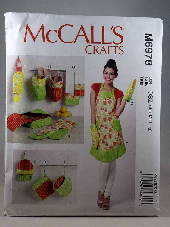 McCall's 6978 Apron and Kitchen Accessories Sewing