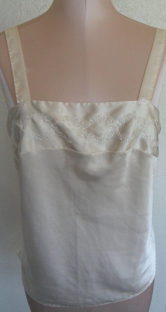 Vintage Camisole Ivory Satin Top Cami By Escapades Size Medium