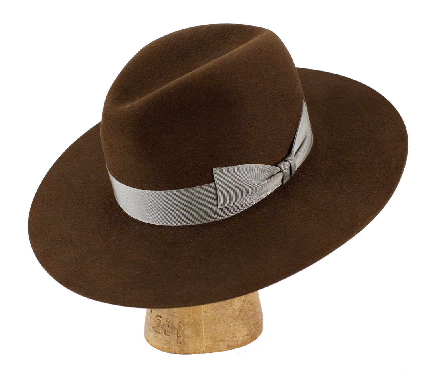 western weight beaver blend fur felt fedora hat