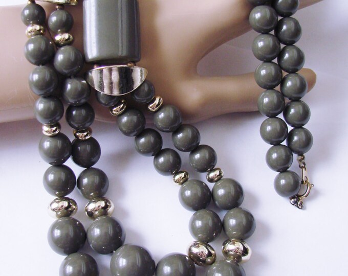 1980s Modernist Green Lucite Bead Runway Necklace / Hint of Charcoal Grey / Vintage Jewelry