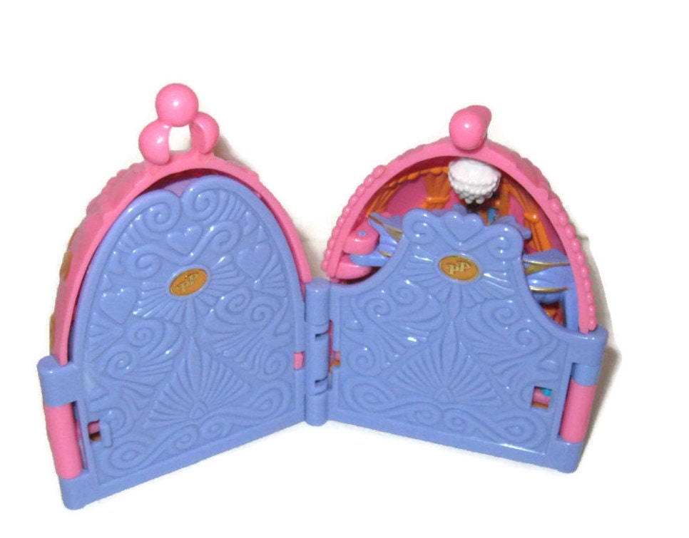 egg shaped toys from the 90s