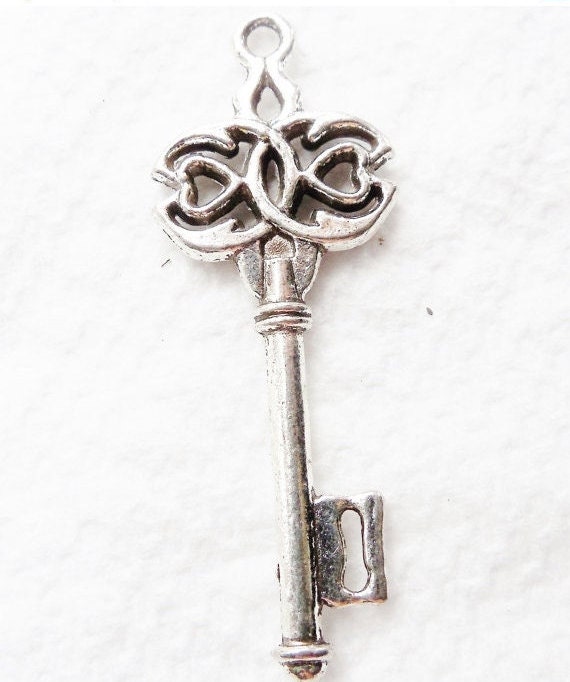 10pieces silver key charms Celtic skeleton key by FireSwanBeads