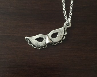 Mask Necklace, Mask Jewelry, Mask, Mask Pendant, Phantom of the Opera, Phantom of the Opera Jewelry, Jewellery, Silver Necklace, Necklace