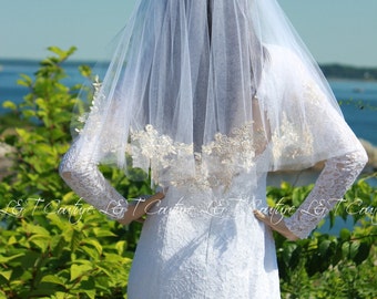 Elbow Champagne Veil, Waist Veil, Champagne Lace Veil, Veil Champagne Lace, Wedding Veil, Champagne Lace Veil, Modern Veil, READY TO SHIP