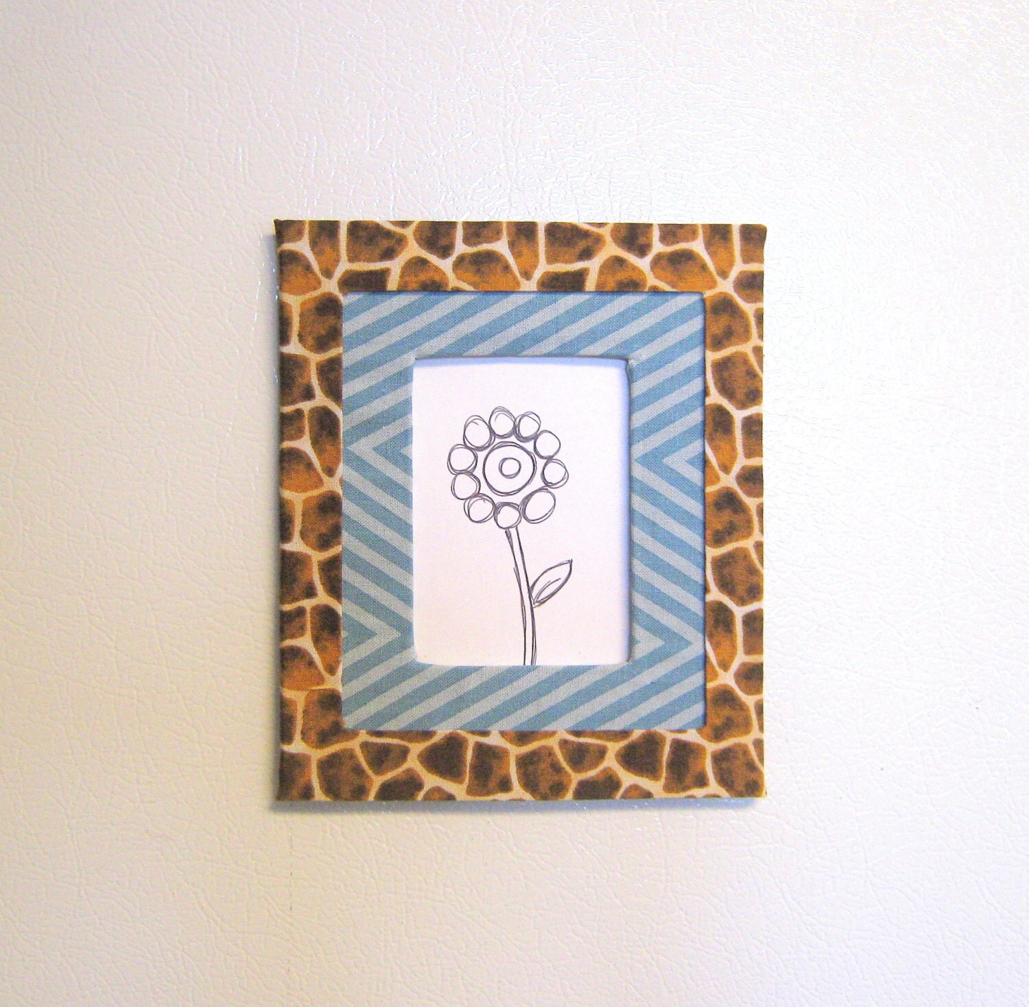 Decorative Photo Frame. Wallet Size Photo (2.5 x 3.5in). from