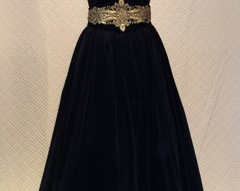 Ball gown, vintage style dress, velvet dress, prom dress, black dress, strapless dress, evening dress, long dress