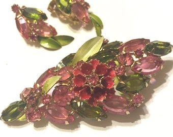 Beautiful Vintage Juliana,D And E, Pink And Olivine Rhinestone And Enamel Floral Brooch And Earring Demi