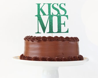 St. Patrick's Day Cake Topper Green Glitter Cake Topper Kiss Me St Patricks Day Party Decorations Irish Wedding Green Party Supplies