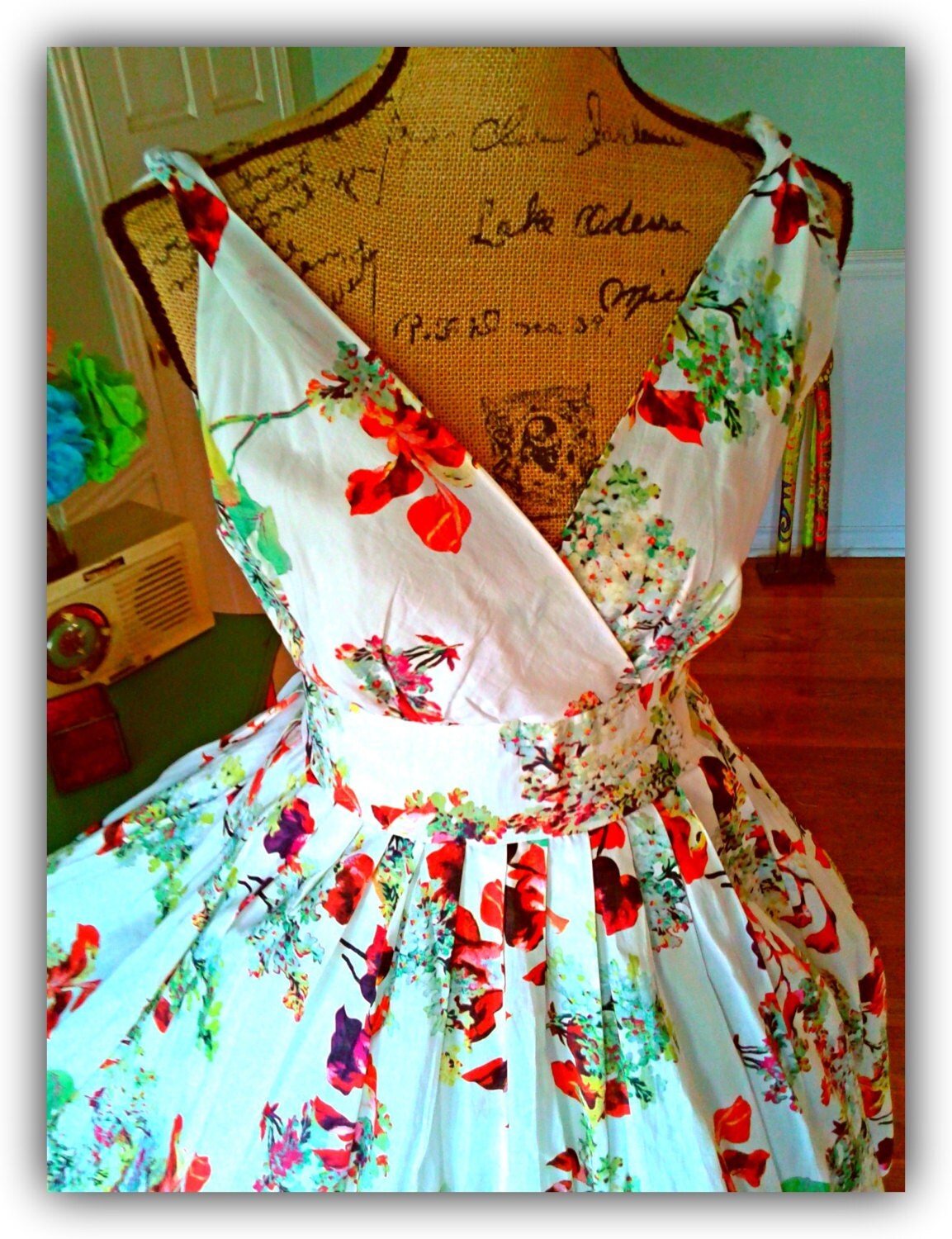 english garden tea party attire