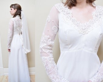 50s Chantilly Lace Wedding Dress // Midcentury Empire Waist Bridal Gown // XS