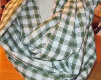 Infinity Scarf/Loop Scarf/ Cowl/Women/Teen/handmade/green and white cotton plaid/Gifts
