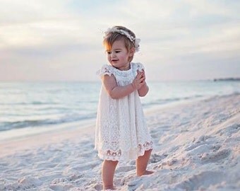 Off white Lace Flower Girl Dress,White Flower Girl Dress,White Lace Dress,Crochet lace dress,Girls Vintage Dress,Rustic Dress,Baptism Dress