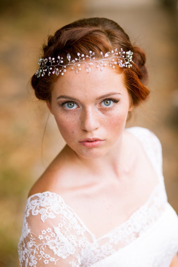 Beautiful Bohemian Bridal Hair Accessories For Modern Brides