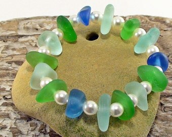 Natural Sea Glass Bracelet - Beach Wedding - Sea Glass Jewelry - Beach Lovers Gift - Stretch Bracelet - Beach Glass Jewelry