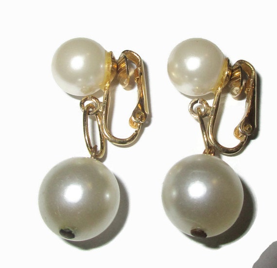 MARVELLA Pearl Earrings Vintage Clip On Earrings Signed