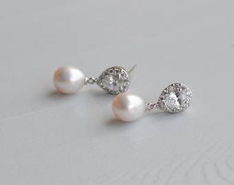 Freshwater Pearl Earrings, Bridal Pearl Earrings, Pearl Wedding Earrings, Natural Pearl Earrings, Bridal Jewelry, Wedding Accessories