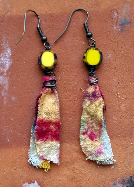 Items similar to Handmade Jewellery Hand Dyed Fabric Bead Earrings