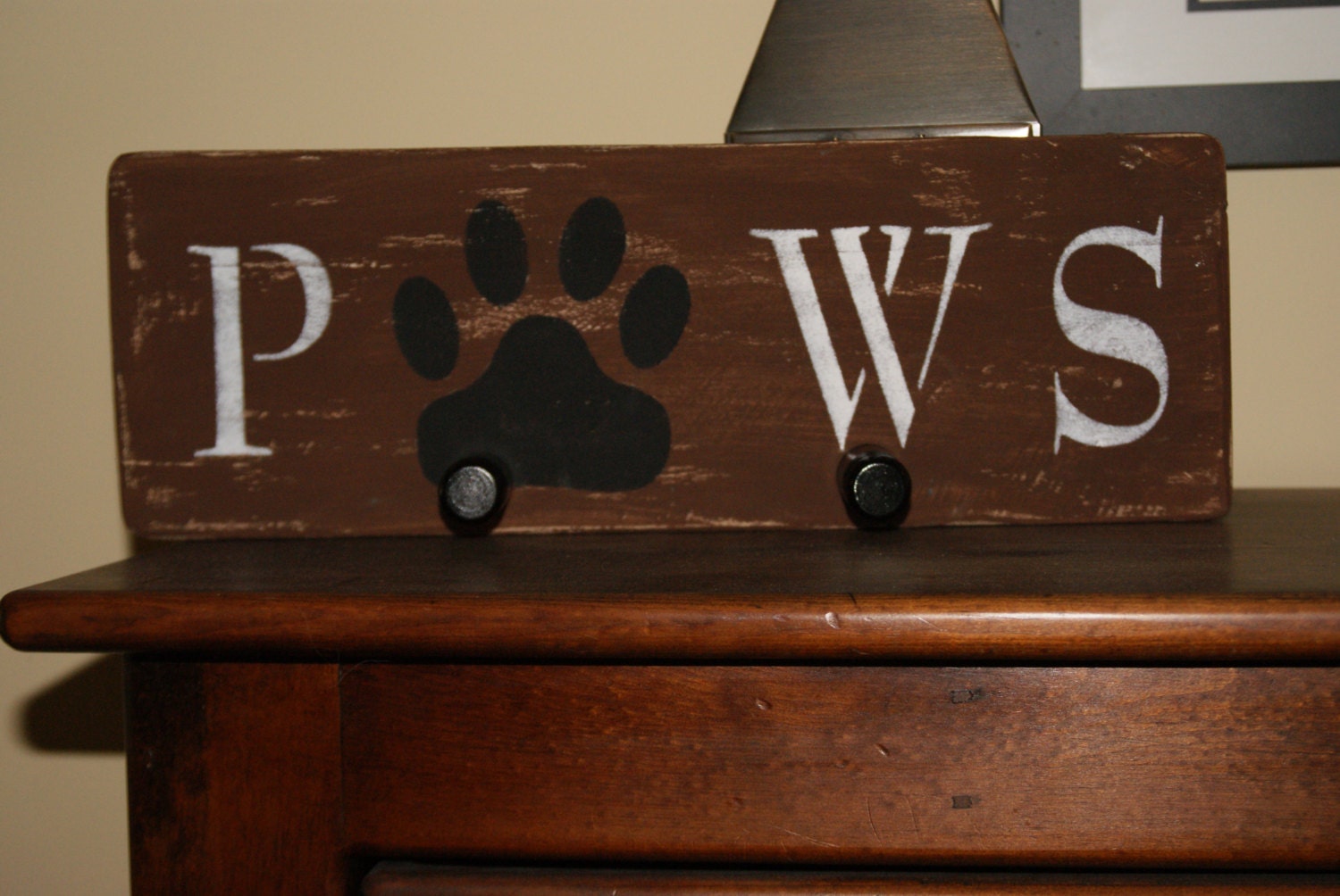 Pallet Sign / Leash Holder Paws by PalletDesignSigns on Etsy