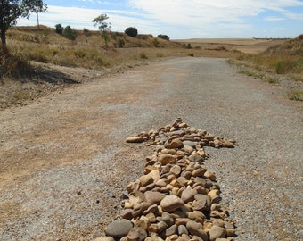 Stones Arrow - Camino de Santiago