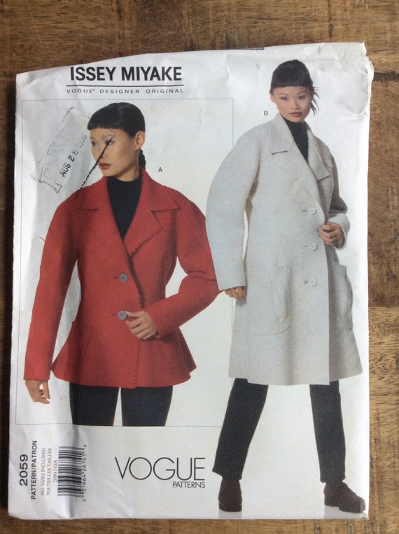 Issey Miyake uncut Vogue Pattern 2059 Jacket and Coat All