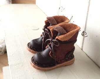 Real Leather: Short boots lase-UP/Dark brown/