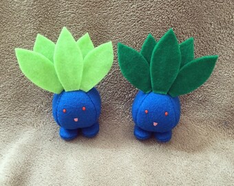 Oddish pokemon plush, pokemon plush, pokemon go, oddish plush, car hanging, desk accessries, pokemon cosplay, pokemon oddish, key chain