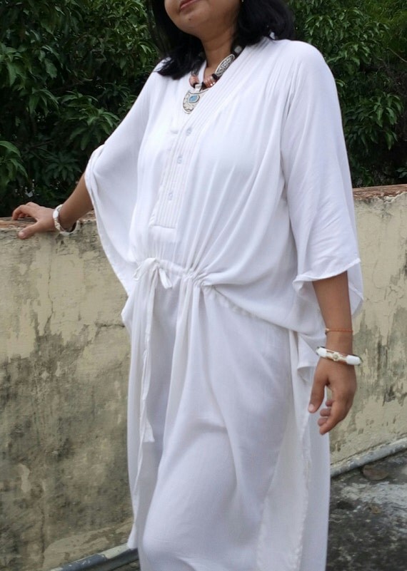 Kaftan caftan White Cotton Linen kaftan by mommyrobeclothing