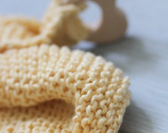 organic miri ~ teething snuggle blanket