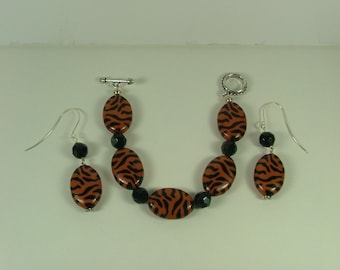 Brown Zebra print Bracelet and Earrings S-11