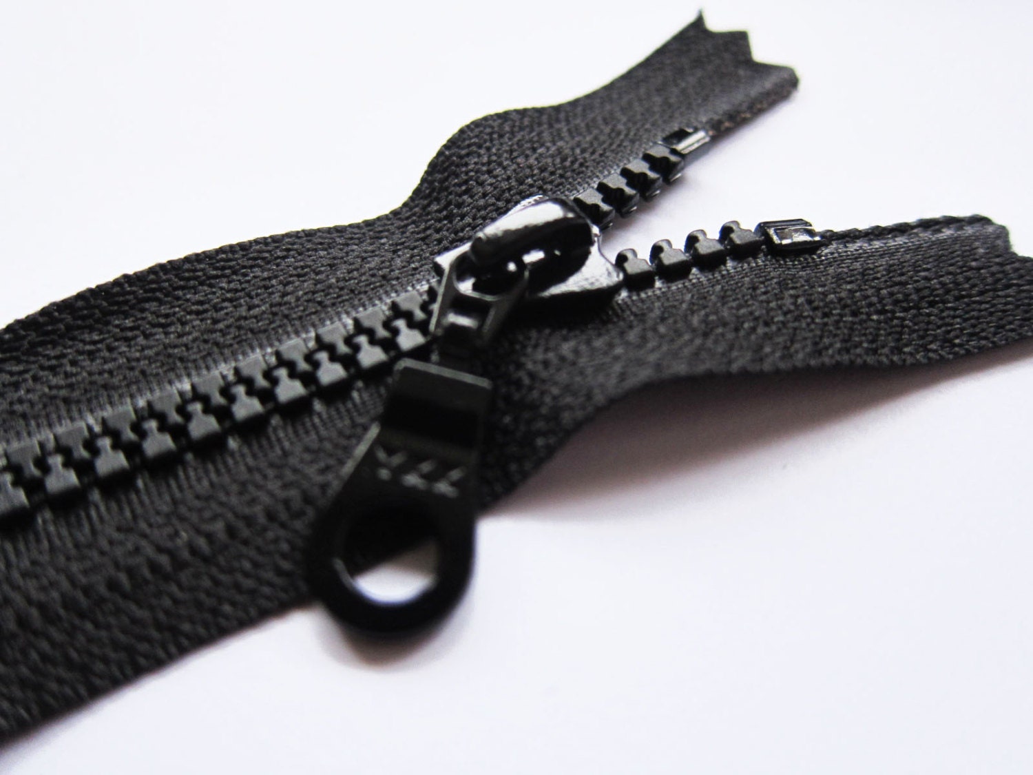 YKK Vislon Zipper for 12 zippers 4 to 8 Inch closed-end