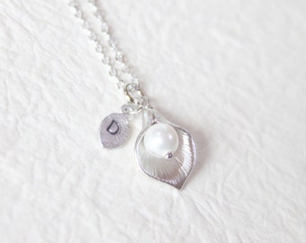 Calla lily flower with personalized initial leaf necklace - S2349-1