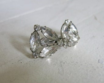 Sparkling earrings from the 40s or 50s with screw back