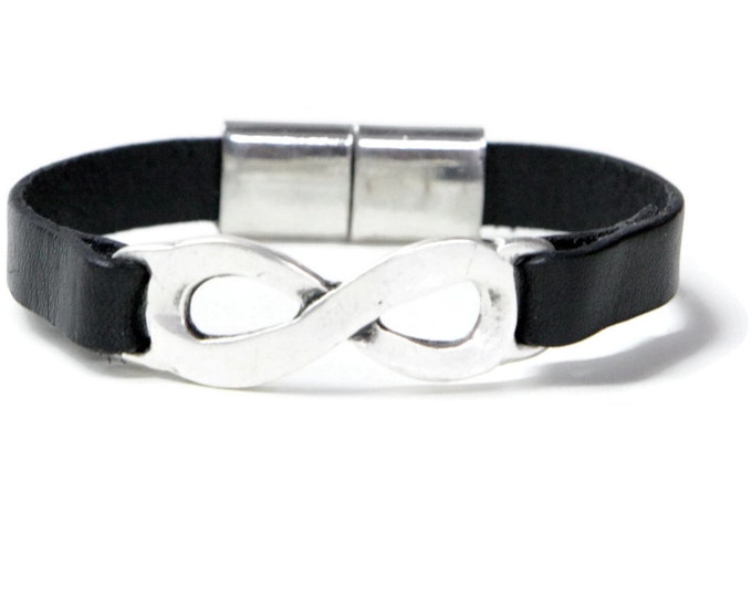 Infinity bracelet,leather bracelet,women bracelet,silver zamak bracelet,zen bracelet,infinity ,classy leather bracelet,modern bracelet,gift