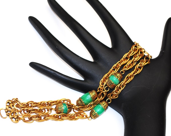 Multi chain Bracelet - Green Art glass - Peking glass - Vintage Triple gold chain