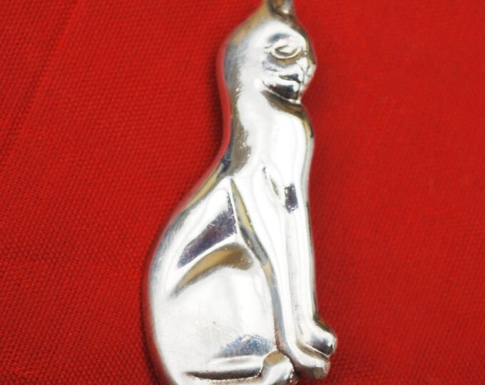 Sterling Cat brooch pendant - Silver feline figurine pin