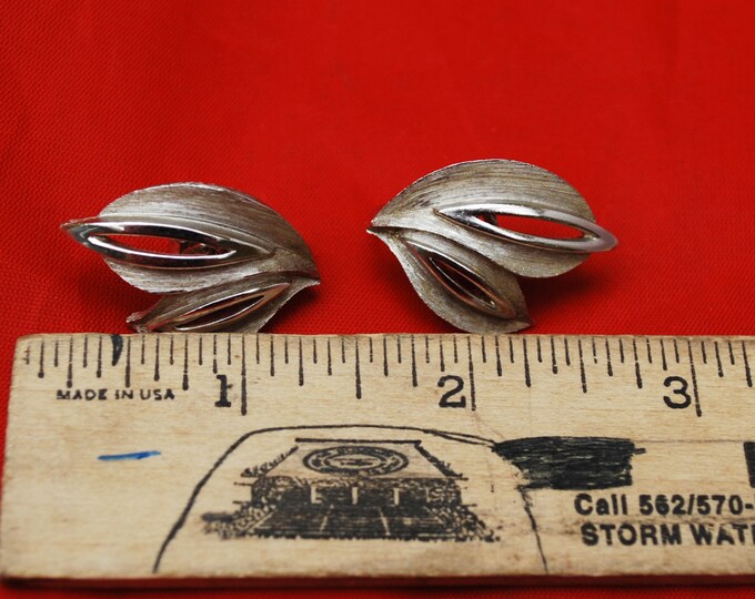 Crown Trifari Earrings Silver Swirl Leaf Mid Century clip on