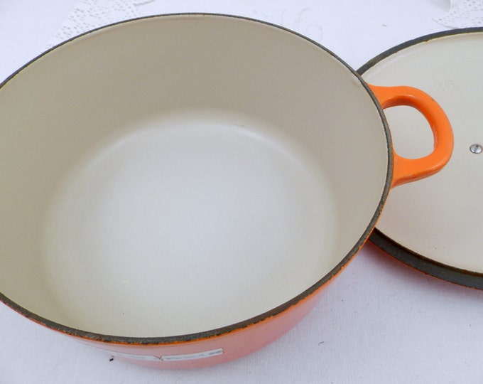 Large Vintage French Bright Orange Enameled Cast Iron Le Creuset 4.5 Cooking Pan / Pot and Lid, Kitchen, French Oven, Cooking, Kitchenware