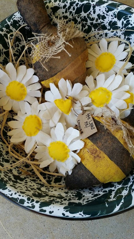 Daisy bowl fillers daisy ornies set of 7 primitive daisies