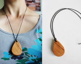 Wooden Teething Necklace | Wooden Jewelry | Tear Drop Necklace | Wooden Teardrop Necklace | Cherry Wood Necklace | Baby Teething Necklace