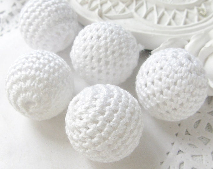 Crochet Beads Wholesale Bulk 30pc/lot 20mm Round White Color Ball Knitting Baby Shower Party Gift Best Present Idea DIY Necklace Wood Cotton
