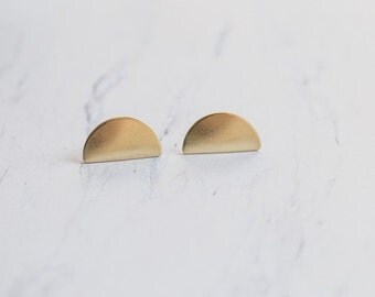 Minimal Semi Circle Brass Studs