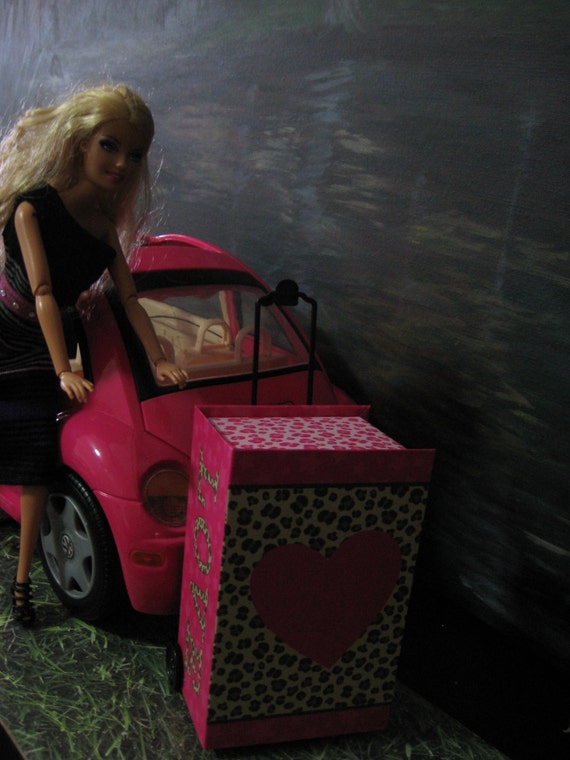 barbie suitcase on wheels