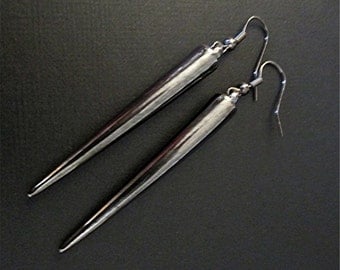 Gunmetal Spike Earrings / Gunmetal Earrings / Gothic Earrings /Long Spike Earrings