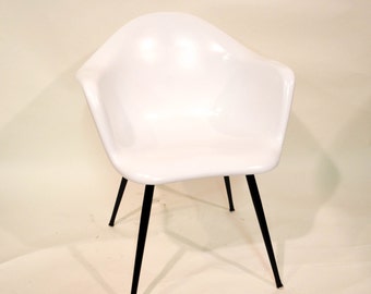Chromecraft Fiberglass Arm Chair