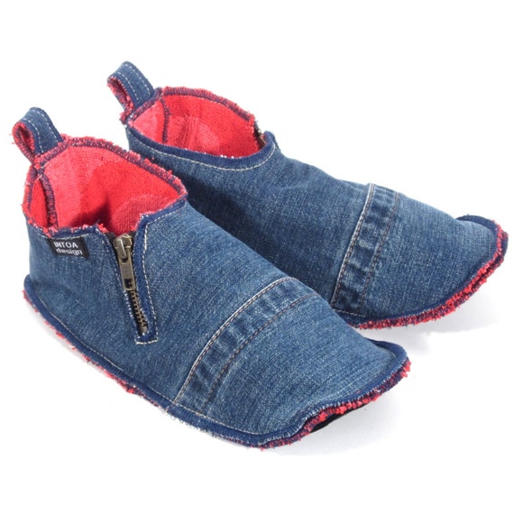 Denim Slippers of recycled jeans zippered