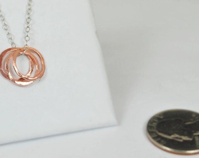 Dainty Hammered Circle Necklace, Silver Necklace, Copper Ring Necklace, Copper Ring Necklace, Dainty Necklace, Best Friends Necklace, mom's
