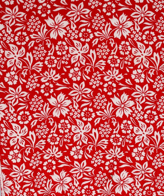 Red and white vintage floral terri cloth / Hawaiian pattern